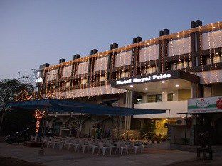 Hotel Royal Pride Ahmedabad Exterior photo