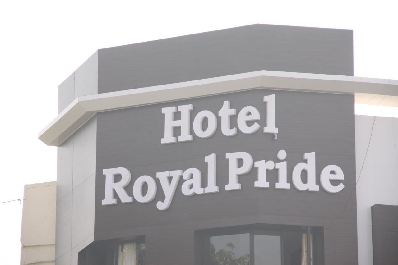 Hotel Royal Pride Ahmedabad Exterior photo